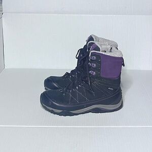 Oboz Juniper 8 Waterproof Hiking Boots